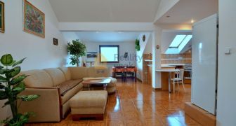 Prodej velkého cihlového bytu 5+kk, 113 m2, lodžie, ul. Bayerova, Brno Veveří