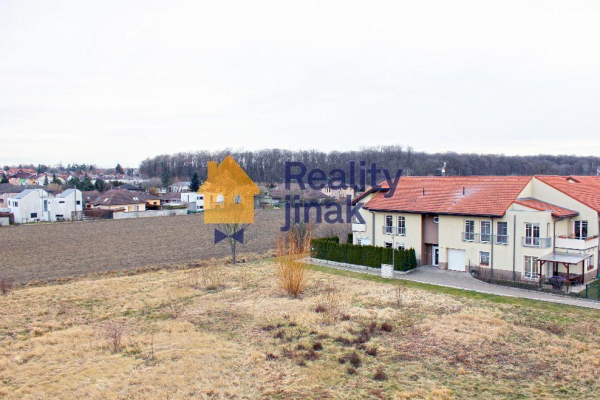 pohled_z_balkonu_1.jpg
