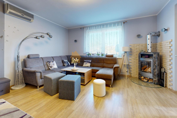 RD-Koreisova--Living-Room.jpg