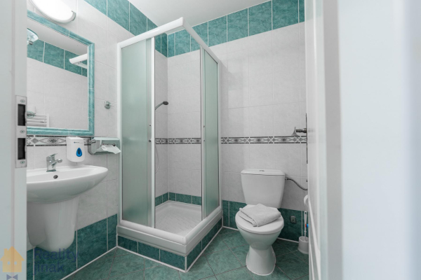 PHOTO (51 of 107).jpg