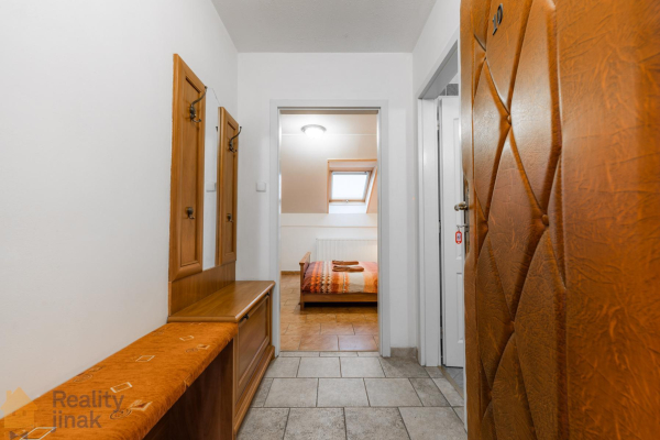 PHOTO (70 of 107).jpg