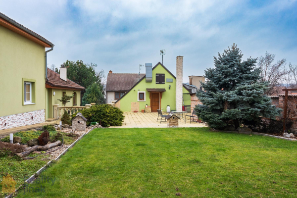 PHOTO (105 of 107).jpg