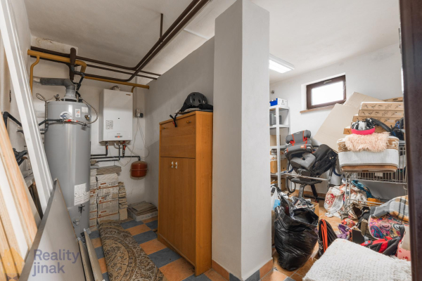 PHOTO (29 of 107).jpg