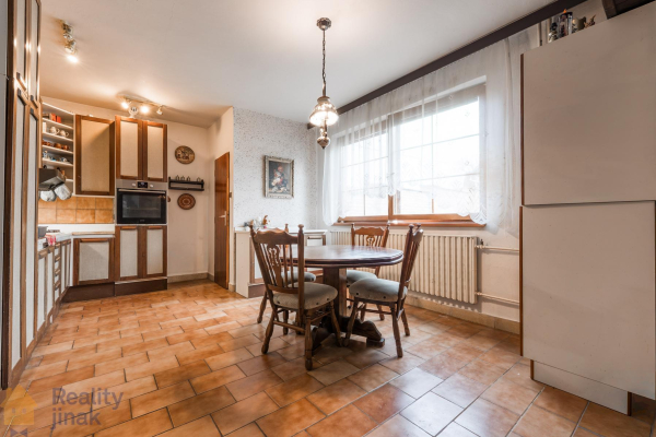 PHOTO (21 of 107).jpg